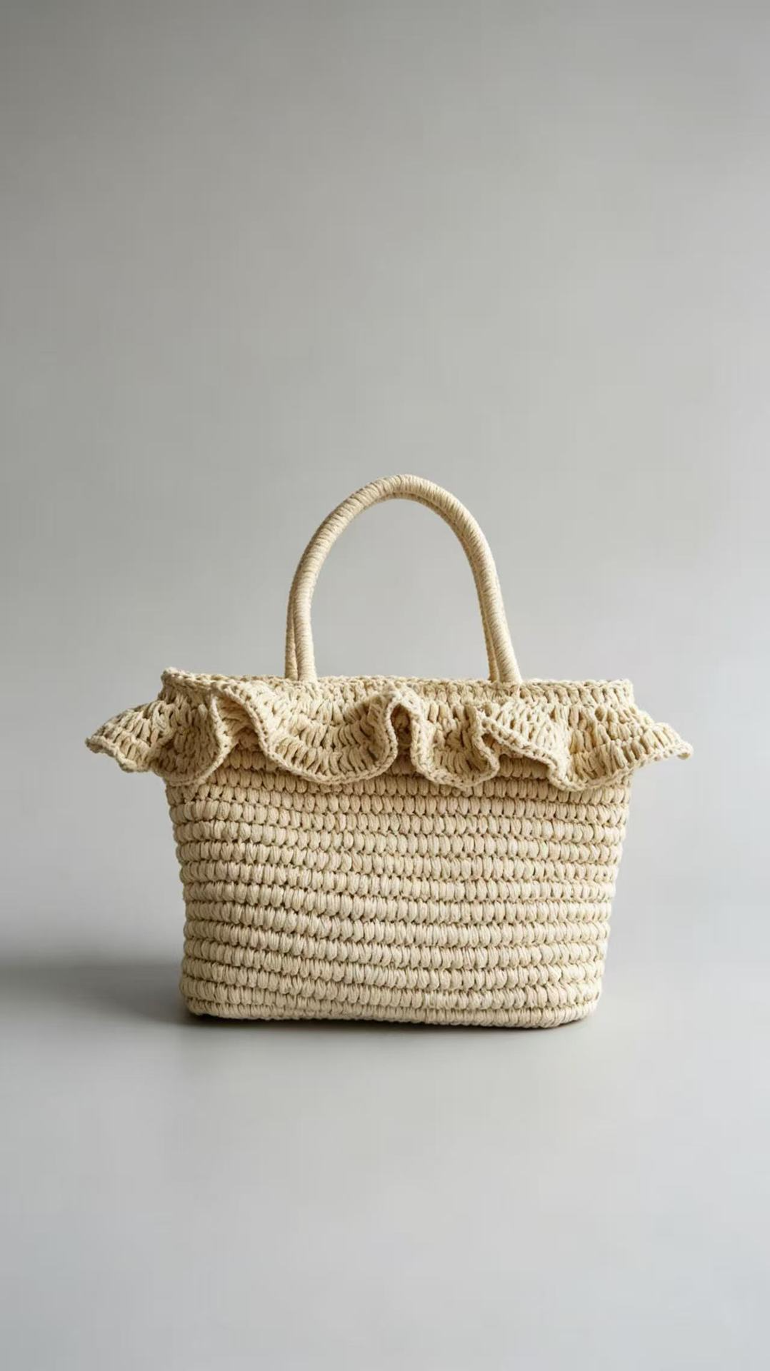 French Ruffle Straw Tote Bag – Handwoven Summer Shoulder Bag with Floral Lining & Leather Handles, A Chic & Spacious Beach Essential for Vacation & Everyday Style