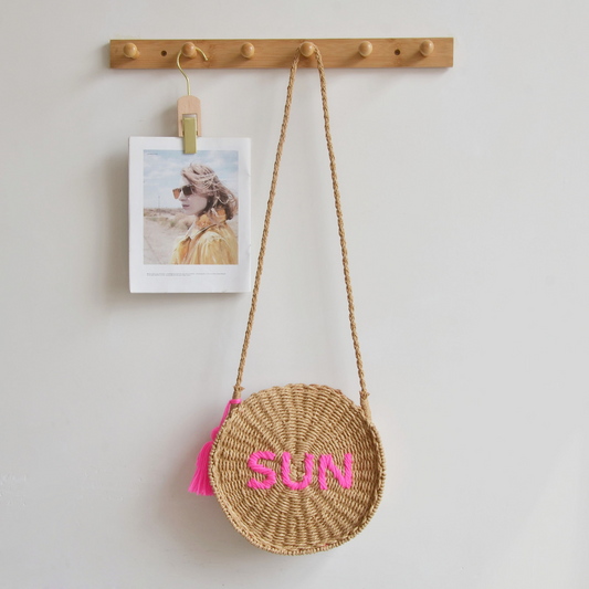 Personalized Letter Circle Crossbody Bag – Cute Round Canvas Shoulder Purse with Adjustable Long Strap, A Photogenic Summer Essential for Girls & Teens
