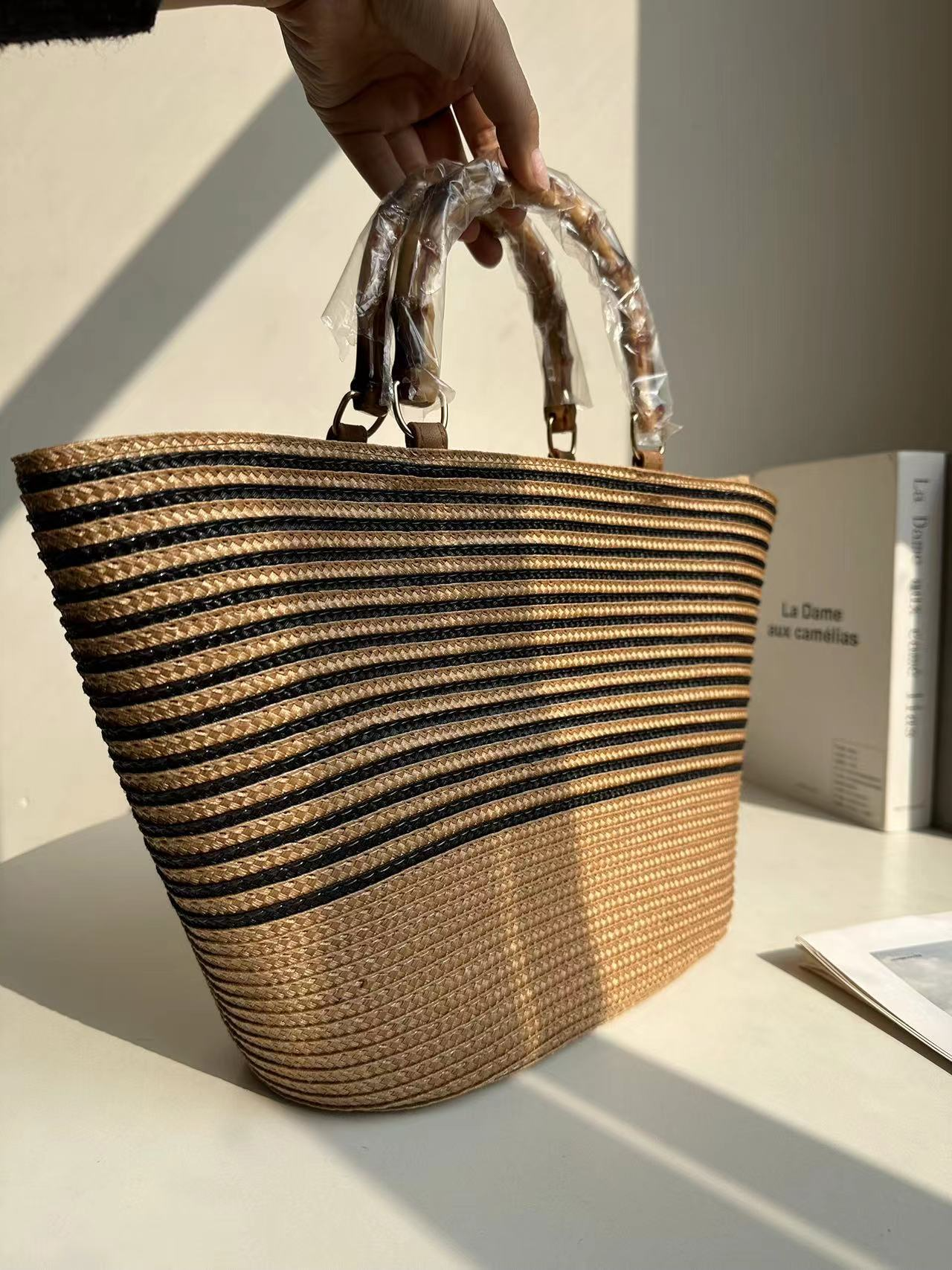 New Arrival Vintage Striped Straw Basket Bag – Handwoven French Style Tote with Bamboo-Look Handle, A Timeless Summer Essential for Vacation & Everyday Elegance